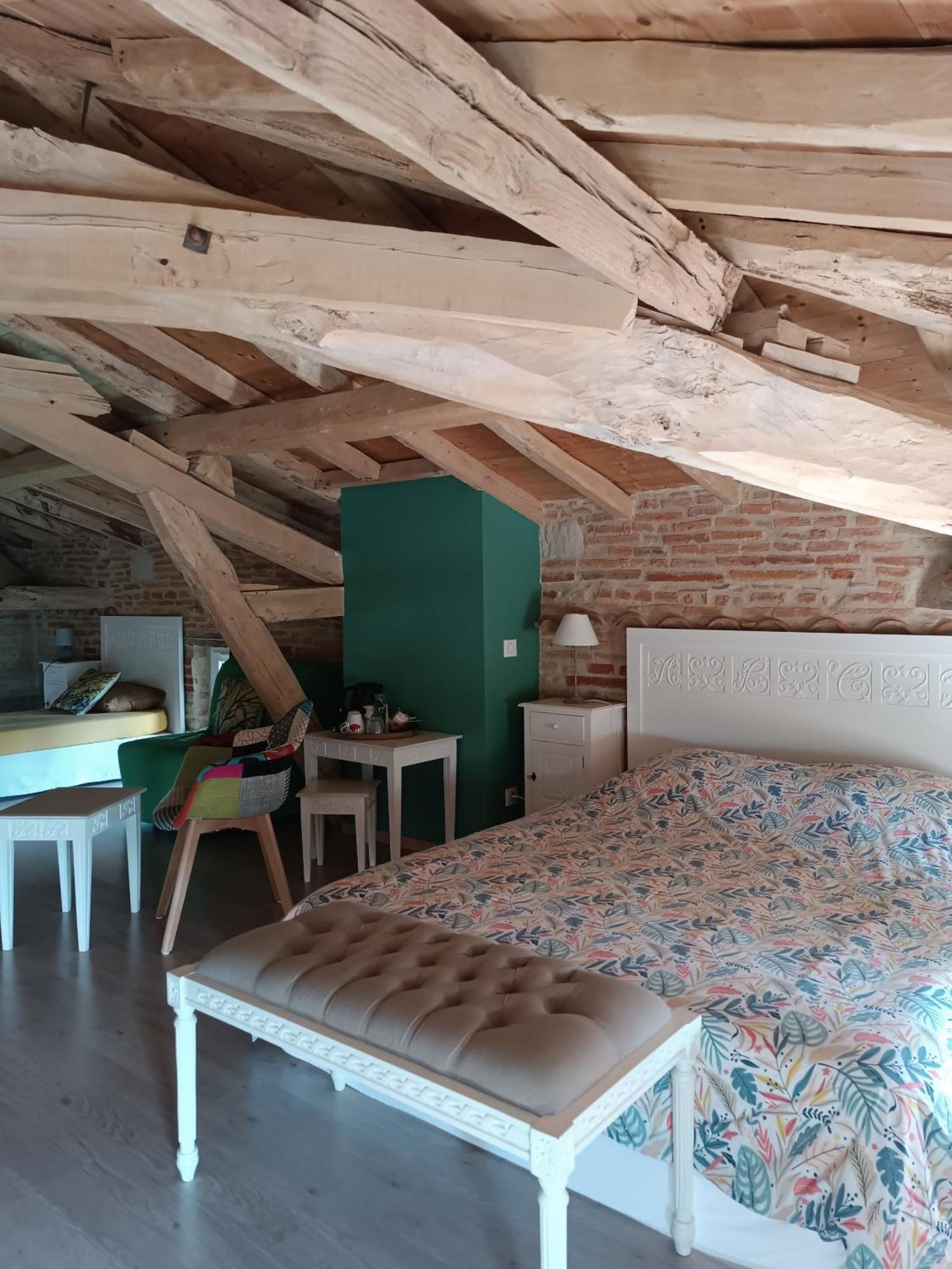 Hotel Le Jardin Des Cedres Lavaur  Pokoj fotografie